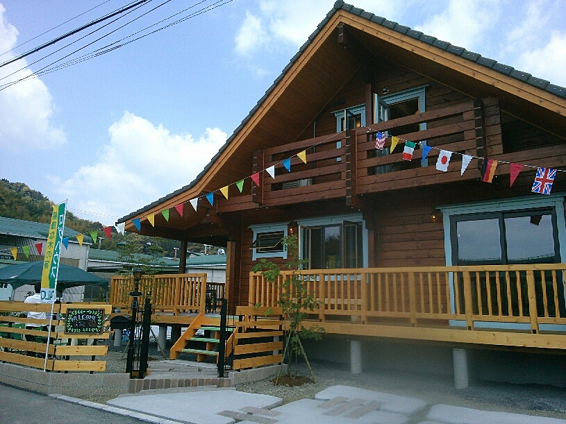 ひで子の現場check ログハウス 丸太小屋 静岡県 静岡市 伊豆 木の家 ヒデホームズ